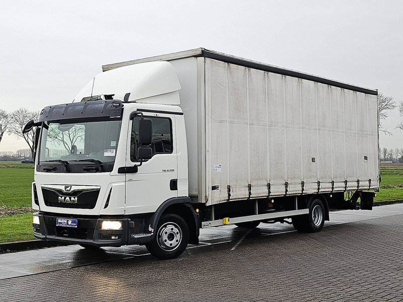 MAN 8.220 TGL AIRCO LIFT BOX 7.1M - Caminhão com lona: foto 2 MAN 8.220 TGL AIRCO LIFT BOX 7.1M - Caminhão com lona: foto 2