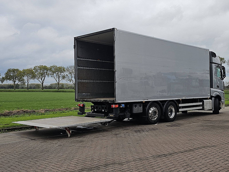 Mercedes-Benz ACTROS 2645 6X2*4 RET. 3T LIFT - Caminhão furgão: foto 3 Mercedes-Benz ACTROS 2645 6X2*4 RET. 3T LIFT - Caminhão furgão: foto 3