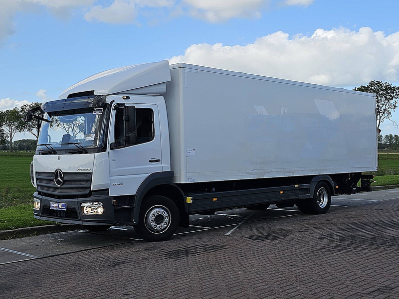Mercedes-Benz ATEGO 1230 TAILLIFT AIRCO AHK - Caminhão furgão: foto 2 Mercedes-Benz ATEGO 1230 TAILLIFT AIRCO AHK - Caminhão furgão: foto 2