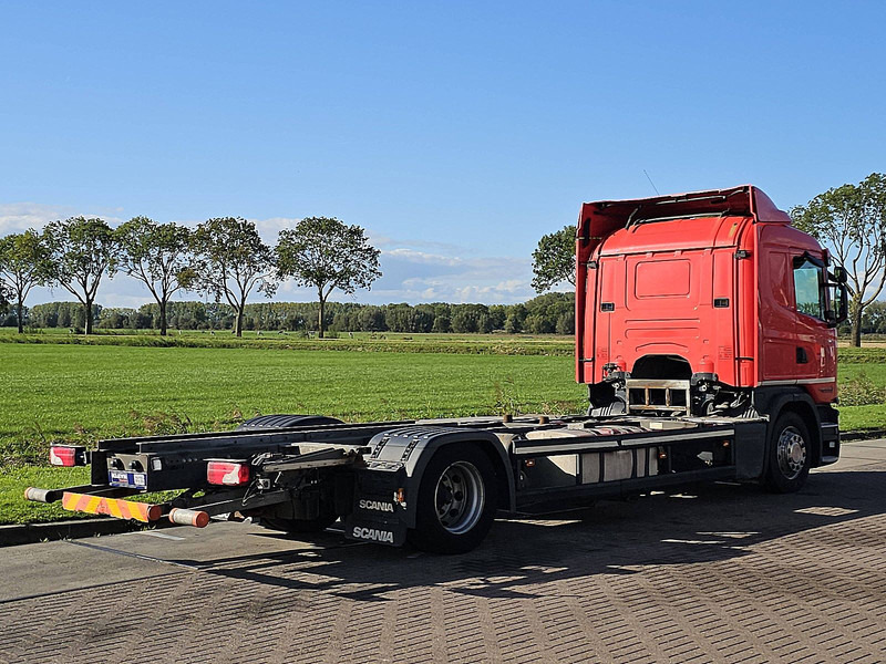 Scania G410 4X2 RETARDER WB550 - Caminhão transportador de contêineres/ Caixa móvel: foto 3 Scania G410 4X2 RETARDER WB550 - Caminhão transportador de contêineres/ Caixa móvel: foto 3