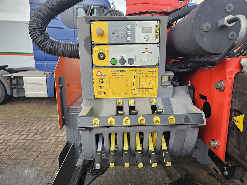 Camião de caixa aberta/ Plataforma, Caminhão grua Scania P410 PK18002-4 hydr: foto 17