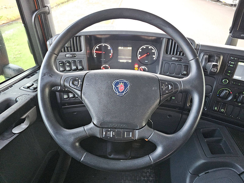 Camião de caixa aberta/ Plataforma, Caminhão grua Scania P410 PK18002-4 hydr: foto 12