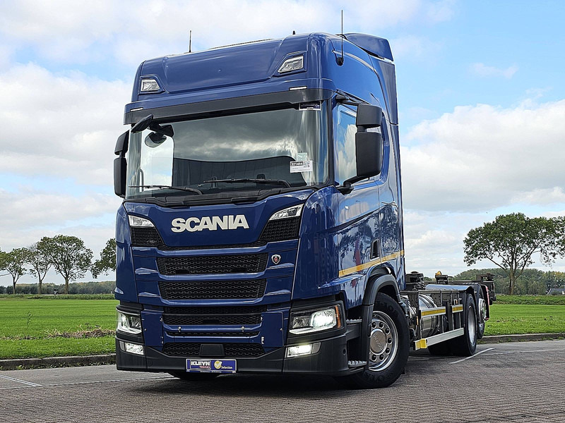 Scania R410 6X2*4 RETAR. LNG GAS - Caminhão transportador de contêineres/ Caixa móvel: foto 1 Scania R410 6X2*4 RETAR. LNG GAS - Caminhão transportador de contêineres/ Caixa móvel: foto 1