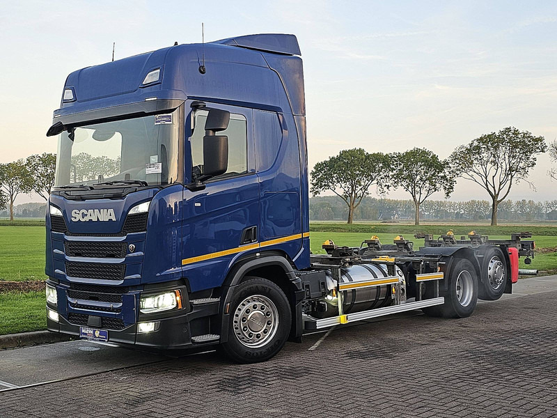 Scania R410 LNG - Caminhão transportador de contêineres/ Caixa móvel: foto 2 Scania R410 LNG - Caminhão transportador de contêineres/ Caixa móvel: foto 2