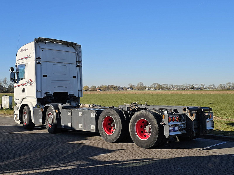 Caminhão chassi Scania R490 TL 8X2 CROWN EDITION: foto 6