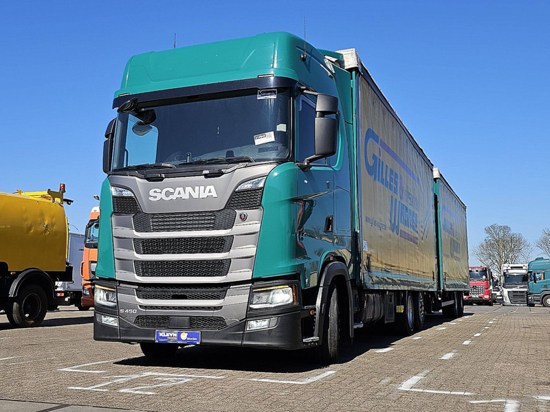 Scania S450 6x2*4 FORKLIFT CONN. - Caminhão com lona: foto 1 Scania S450 6x2*4 FORKLIFT CONN. - Caminhão com lona: foto 1