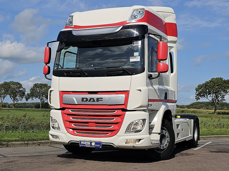 DAF CF 450 SPACECAB SKIRTS - Tractor: foto 1 DAF CF 450 SPACECAB SKIRTS - Tractor: foto 1