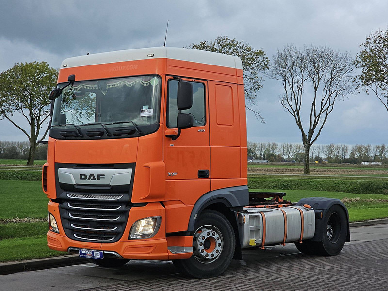 DAF XF 450 - Tractor: foto 2 DAF XF 450 - Tractor: foto 2