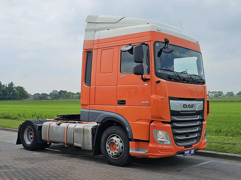 DAF XF 450 SPACECAB SPOILERS - Tractor: foto 5 DAF XF 450 SPACECAB SPOILERS - Tractor: foto 5