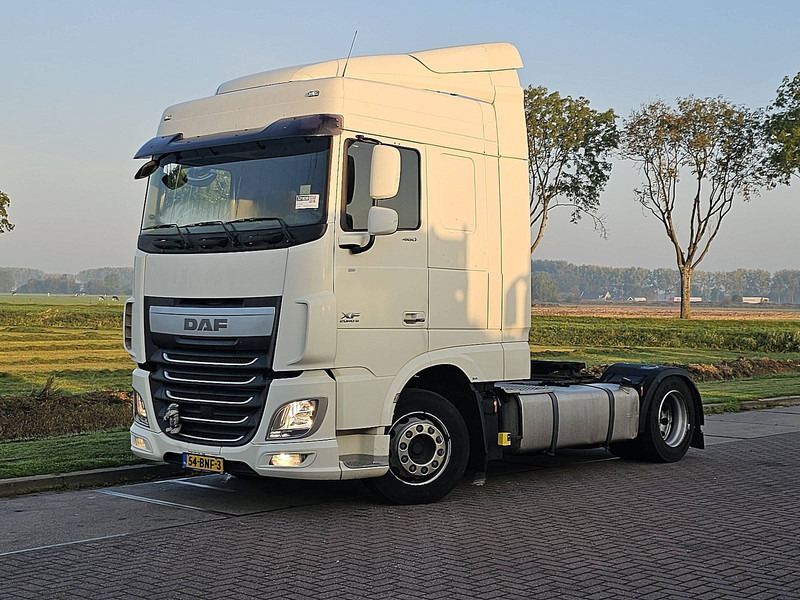 DAF XF 460 - Tractor: foto 2 DAF XF 460 - Tractor: foto 2