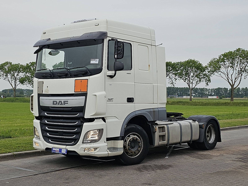 DAF XF 460 SPACECAB INTARDER - Tractor: foto 2 DAF XF 460 SPACECAB INTARDER - Tractor: foto 2