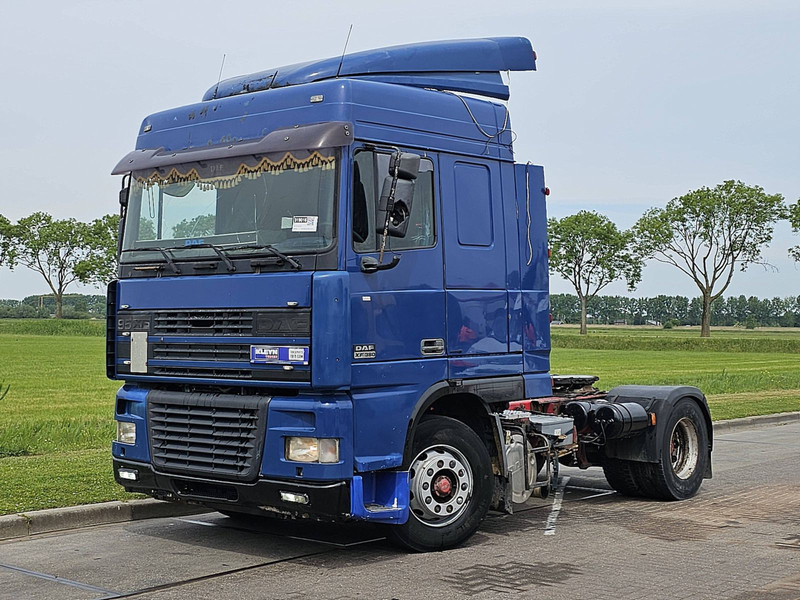 DAF XF 95.380 EURO 3 MANUAL - Tractor: foto 2 DAF XF 95.380 EURO 3 MANUAL - Tractor: foto 2