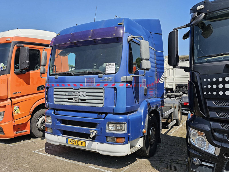 MAN 18.390 TGA LX NL-TRUCK - Tractor: foto 2 MAN 18.390 TGA LX NL-TRUCK - Tractor: foto 2