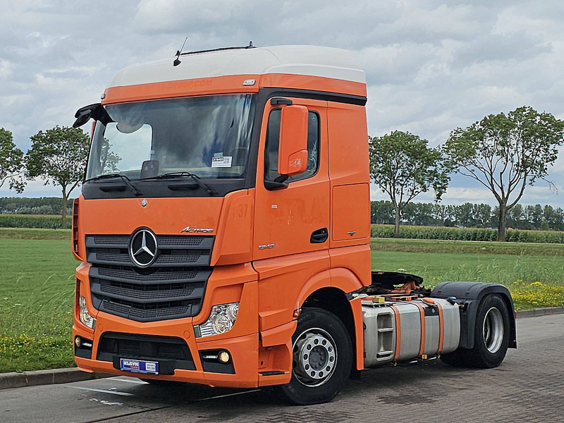 Mercedes-Benz ACTROS 1843 LS - Tractor: foto 2 Mercedes-Benz ACTROS 1843 LS - Tractor: foto 2