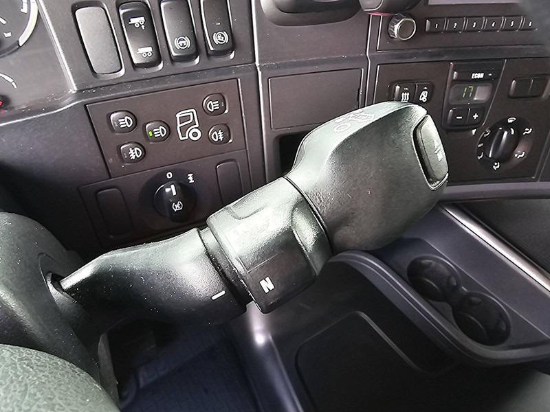 Tractor Scania R410 TL RETARDER 2X TANK: foto 12