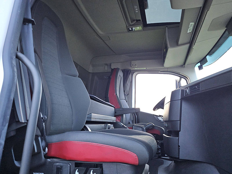 Locação de Volvo FH 500 6X2 STEERED PTO+HYDR Volvo FH 500 6X2 STEERED PTO+HYDR: foto 7 Locação de Volvo FH 500 6X2 STEERED PTO+HYDR Volvo FH 500 6X2 STEERED PTO+HYDR: foto 7