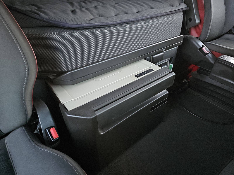 Locação de Volvo FH 500 6X2 STEERED PTO+HYDR Volvo FH 500 6X2 STEERED PTO+HYDR: foto 10 Locação de Volvo FH 500 6X2 STEERED PTO+HYDR Volvo FH 500 6X2 STEERED PTO+HYDR: foto 10