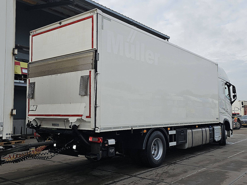 Volvo FH 460 - Caminhão furgão: foto 3 Volvo FH 460 - Caminhão furgão: foto 3