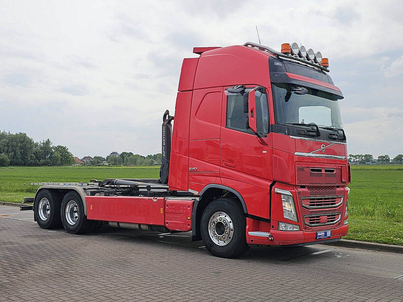 Volvo FH 540 6X4 LIFTING BOOGIE - Caminhão polibenne: foto 5 Volvo FH 540 6X4 LIFTING BOOGIE - Caminhão polibenne: foto 5