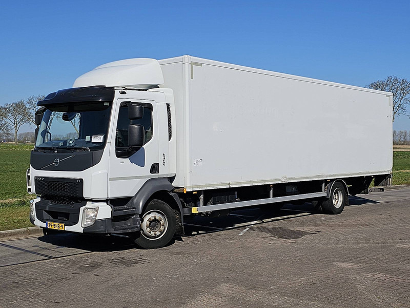Volvo FL 250.12 - Caminhão furgão: foto 2 Volvo FL 250.12 - Caminhão furgão: foto 2