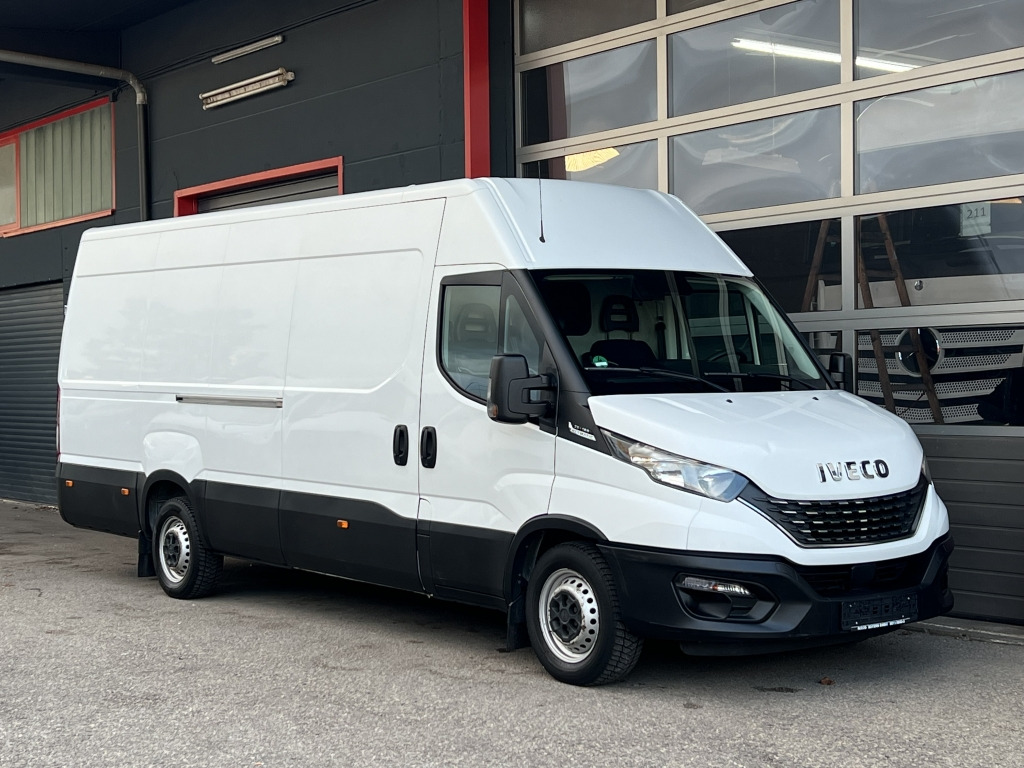 Iveco Daily 35S16 Hi-Matic 8G MAXI Klimaautom. Kamera - Furgão: foto 1 Iveco Daily 35S16 Hi-Matic 8G MAXI Klimaautom. Kamera - Furgão: foto 1