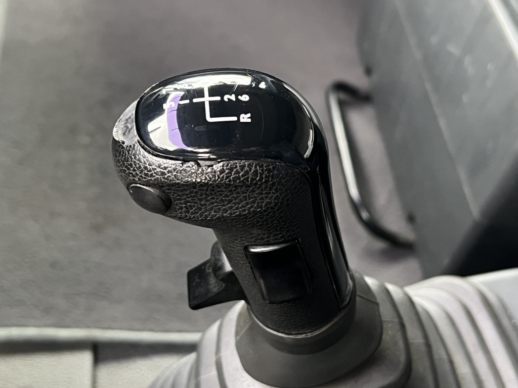 MAN TGA 26.440 6x2 LL Retarder Kran Palfinger 20002 - Caminhão com lona, Caminhão grua: foto 3 MAN TGA 26.440 6x2 LL Retarder Kran Palfinger 20002 - Caminhão com lona, Caminhão grua: foto 3