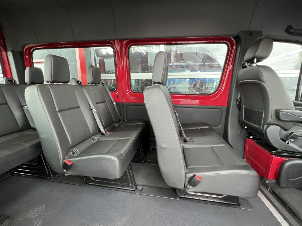 Mercedes-Benz Sprinter 314 CDI Tourer Klima +Fond 9-Sitze MBUX - Furgão de passageiros: foto 5 Mercedes-Benz Sprinter 314 CDI Tourer Klima +Fond 9-Sitze MBUX - Furgão de passageiros: foto 5