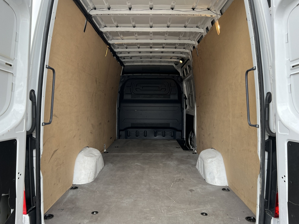 Mercedes-Benz Sprinter 315 CDI Klima Tempomat 3-Sitze 77.000km - Furgão: foto 4 Mercedes-Benz Sprinter 315 CDI Klima Tempomat 3-Sitze 77.000km - Furgão: foto 4