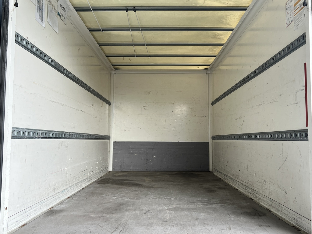 VW Crafter Maxi 4,35m Koffer+LBW Rückf.Kamera Klima - Carrinha de contentor: foto 2 VW Crafter Maxi 4,35m Koffer+LBW Rückf.Kamera Klima - Carrinha de contentor: foto 2