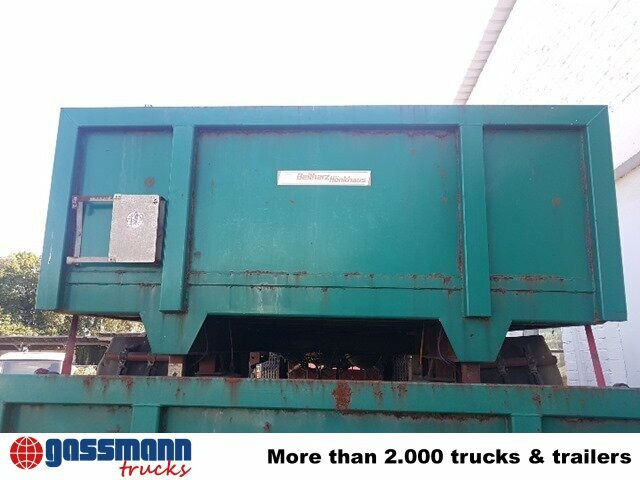 Anhänger Pritsche Plateau, Rungen, 3x vorh. ! - Reboque plataforma/ Caixa aberta: foto 5 Anhänger Pritsche Plateau, Rungen, 3x vorh. ! - Reboque plataforma/ Caixa aberta: foto 5