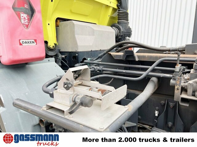 DAF 65.210 4x4 - Caminhão polibenne: foto 2 DAF 65.210 4x4 - Caminhão polibenne: foto 2