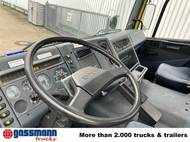 DAF 65.210 4x4 - Caminhão polibenne: foto 4 DAF 65.210 4x4 - Caminhão polibenne: foto 4
