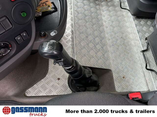 DAF XF 410 FA 4x2, Fahrschule, 2x AHK, 6 Sitze - Camião de caixa aberta/ Plataforma: foto 5 DAF XF 410 FA 4x2, Fahrschule, 2x AHK, 6 Sitze - Camião de caixa aberta/ Plataforma: foto 5