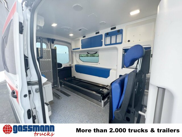 Ford Transit 2.2 TDCI 4x2, Krankentransporter - Autocarro: foto 2 Ford Transit 2.2 TDCI 4x2, Krankentransporter - Autocarro: foto 2
