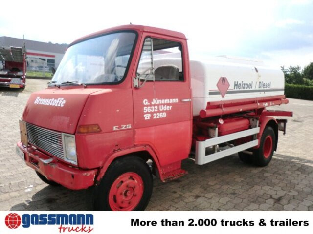 Hanomag-Henschel F 75/35 Ki, 5 cbm - Caminhão tanque: foto 3 Hanomag-Henschel F 75/35 Ki, 5 cbm - Caminhão tanque: foto 3