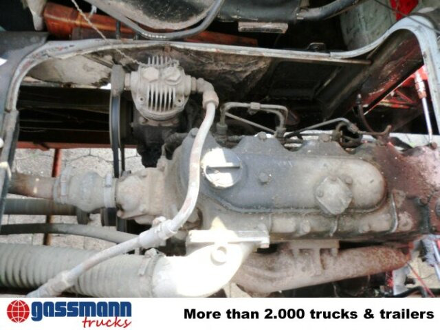 Hanomag-Henschel F 75/35 Ki, 5 cbm - Caminhão tanque: foto 2 Hanomag-Henschel F 75/35 Ki, 5 cbm - Caminhão tanque: foto 2