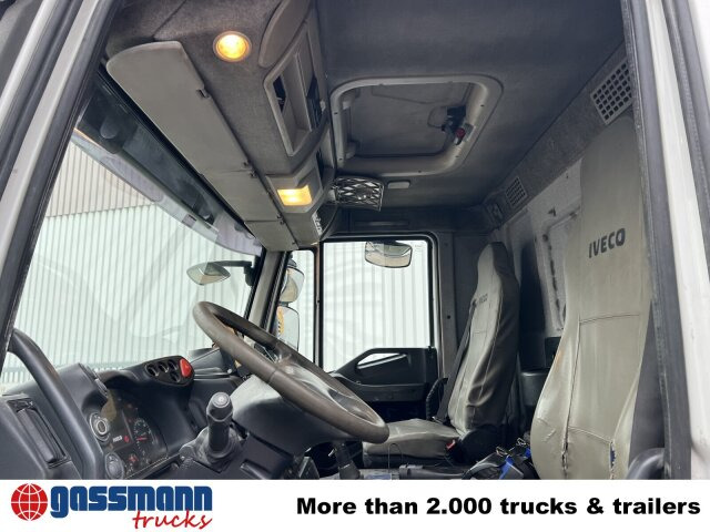 Caminhão chassi Iveco Trakker AD260T36 6x4: foto 6