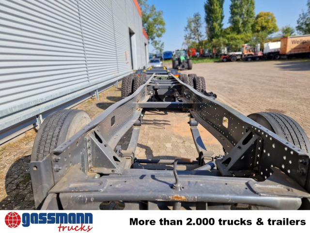 Iveco Trakker AD260T45 6x4, BRANDSCHADEN FAHRERHAUS! - Caminhão chassi: foto 2 Iveco Trakker AD260T45 6x4, BRANDSCHADEN FAHRERHAUS! - Caminhão chassi: foto 2