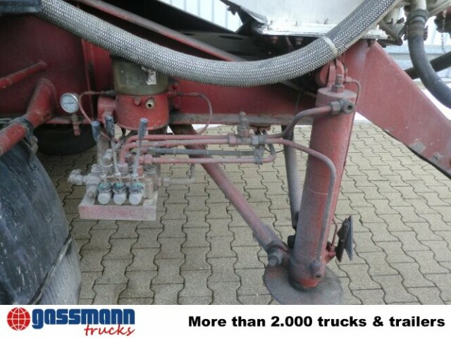 Kässbohrer SSK 56/10-24, Kippsilo ca. 56m³ - Semirreboque silo: foto 5 Kässbohrer SSK 56/10-24, Kippsilo ca. 56m³ - Semirreboque silo: foto 5