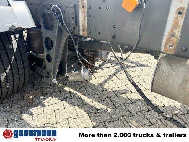 MAN 25/18.284 6x2-4 LL, Retarder, Lenkachse - Caminhão chassi: foto 2 MAN 25/18.284 6x2-4 LL, Retarder, Lenkachse - Caminhão chassi: foto 2