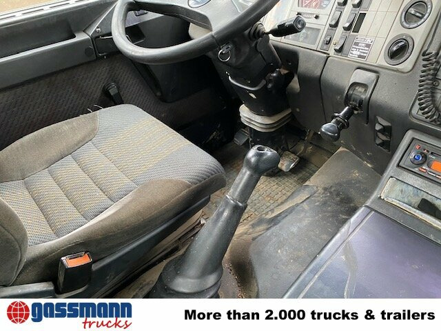 MAN T40 26.364/414 6x4, 6-Zylinder - Caminhão polibenne: foto 3 MAN T40 26.364/414 6x4, 6-Zylinder - Caminhão polibenne: foto 3