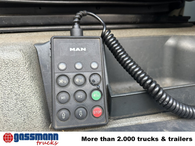 MAN TGA 18.350 4x2 LL, Fahrschulausstattung - Caminhão furgão: foto 5 MAN TGA 18.350 4x2 LL, Fahrschulausstattung - Caminhão furgão: foto 5