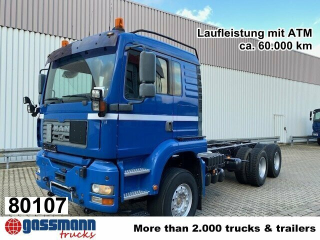 MAN TGA 26.480 6x4 FDLK, Winterdienstausstattung - Caminhão chassi: foto 1 MAN TGA 26.480 6x4 FDLK, Winterdienstausstattung - Caminhão chassi: foto 1