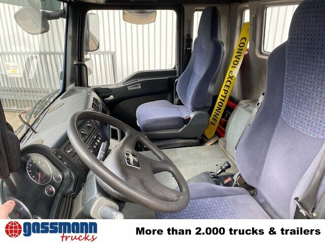 MAN TGA 35.480 8x4-4 BL, Lift-/Lenkachse - Caminhão chassi: foto 4 MAN TGA 35.480 8x4-4 BL, Lift-/Lenkachse - Caminhão chassi: foto 4