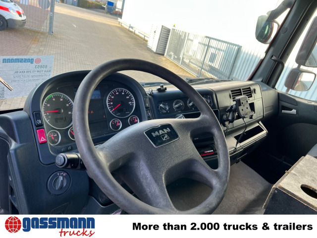 MAN TGM 13.250/340 4X4 BL, Kran Hiab 026 T-3, - Caminhão grua: foto 4 MAN TGM 13.250/340 4X4 BL, Kran Hiab 026 T-3, - Caminhão grua: foto 4