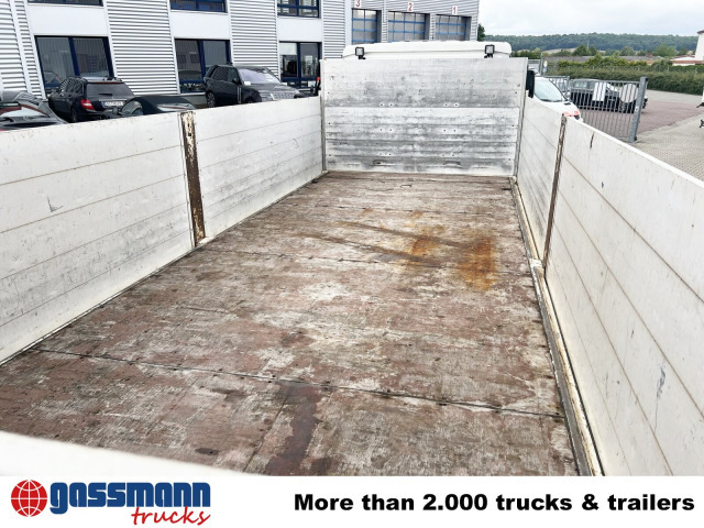 MAN TGM 26.340 6X2-4 LL, Lenk-/Liftachse, Heckkran - Camião de caixa aberta/ Plataforma, Caminhão grua: foto 4 MAN TGM 26.340 6X2-4 LL, Lenk-/Liftachse, Heckkran - Camião de caixa aberta/ Plataforma, Caminhão grua: foto 4