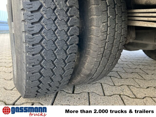 Mercedes-Benz 711 D-KA 4x2, Standklima, 11-Sitze, 2 x on stock - Micro-ônibus, Furgão de passageiros: foto 3 Mercedes-Benz 711 D-KA 4x2, Standklima, 11-Sitze, 2 x on stock - Micro-ônibus, Furgão de passageiros: foto 3