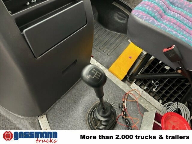 Carro de bombeiro Mercedes-Benz 814 D 4x2 Doka, TLF 8: foto 7 Carro de bombeiro Mercedes-Benz 814 D 4x2 Doka, TLF 8: foto 7