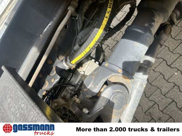Caminhão chassi Mercedes-Benz Actros 3348 AK 6x6: foto 8