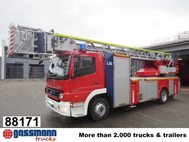 Mercedes-Benz Atego 1528F 4x2 Metz L32CAN Feuerwehr Drehleiter - Ambulância: foto 1 Mercedes-Benz Atego 1528F 4x2 Metz L32CAN Feuerwehr Drehleiter - Ambulância: foto 1